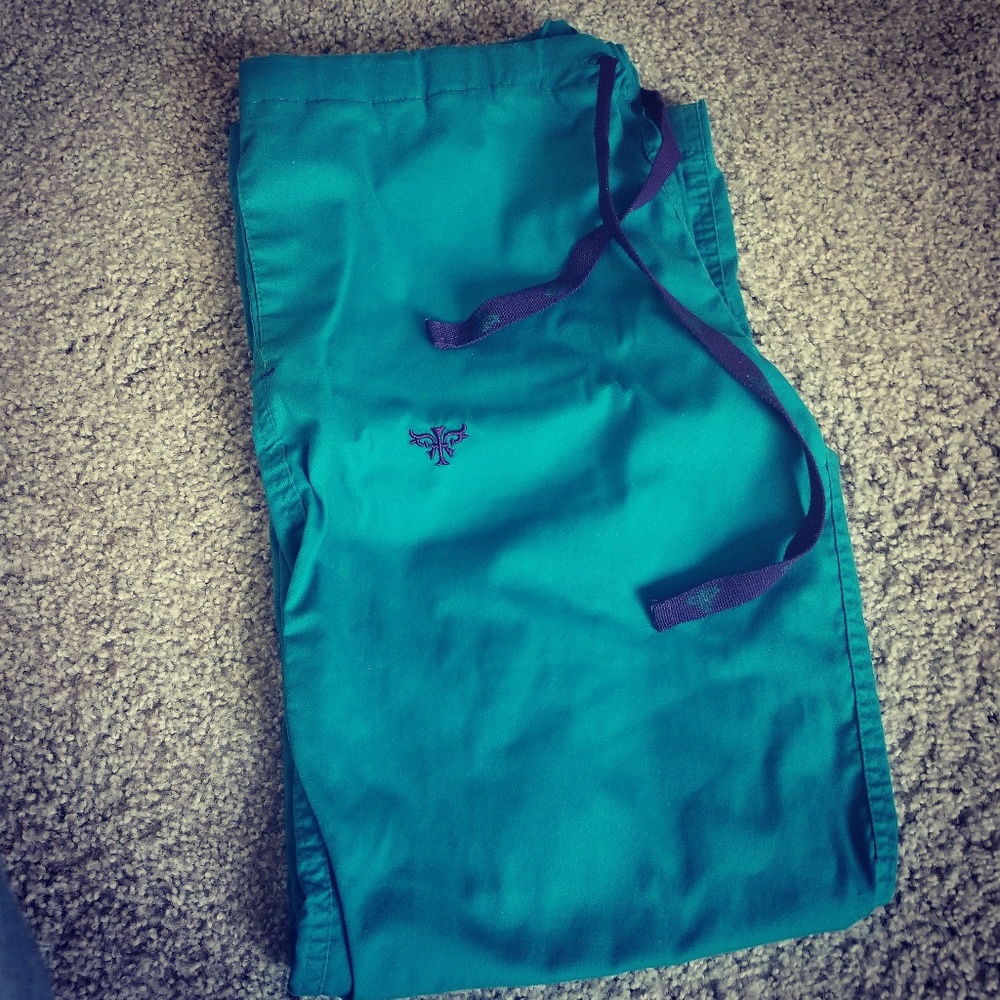 Med Couture scrub pants